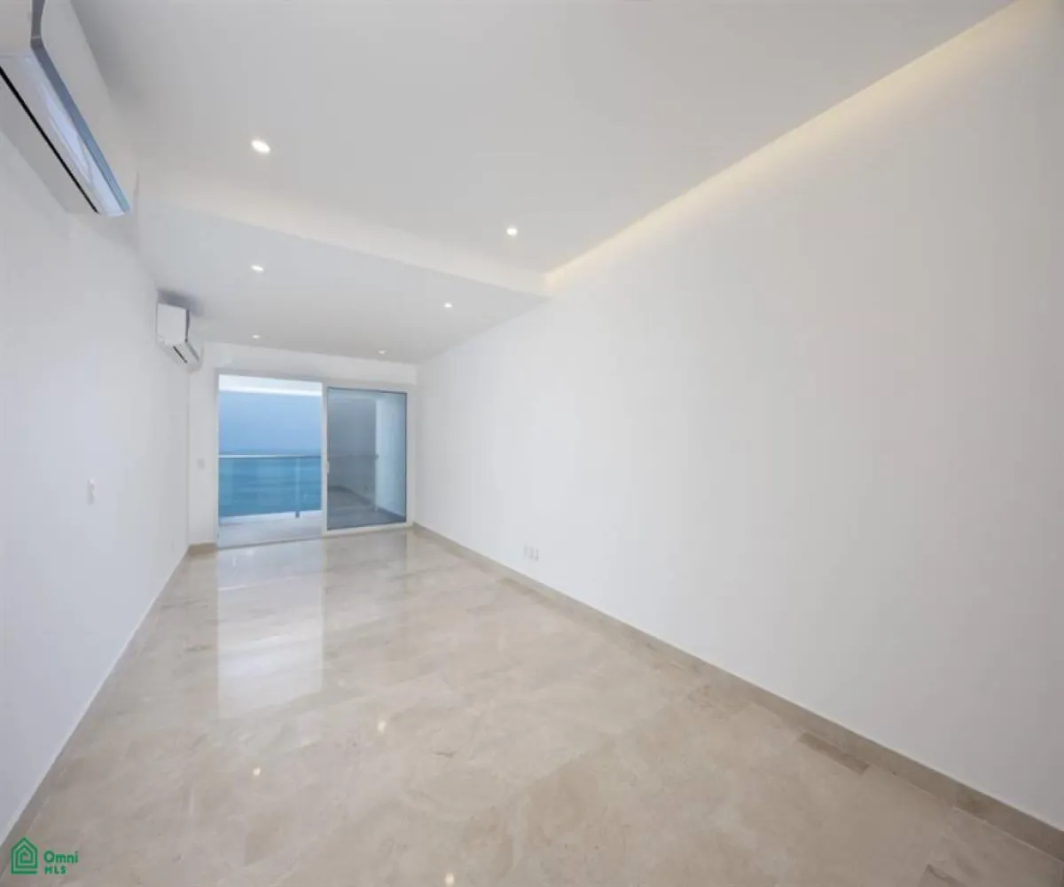 En Venta,Zona Hotelera Norte,Febronio Uribe 171, Puerto Vallarta, Jalisco 48333, 2 Habitaciones,2 Baños,Febronio Uribe,3,MX25922763