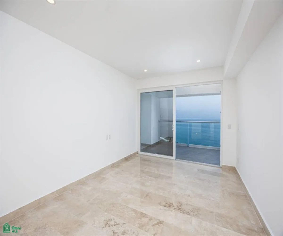 En Venta,Zona Hotelera Norte,Febronio Uribe 171, Puerto Vallarta, Jalisco 48333, 2 Habitaciones,2 Baños,Febronio Uribe,3,MX25922763