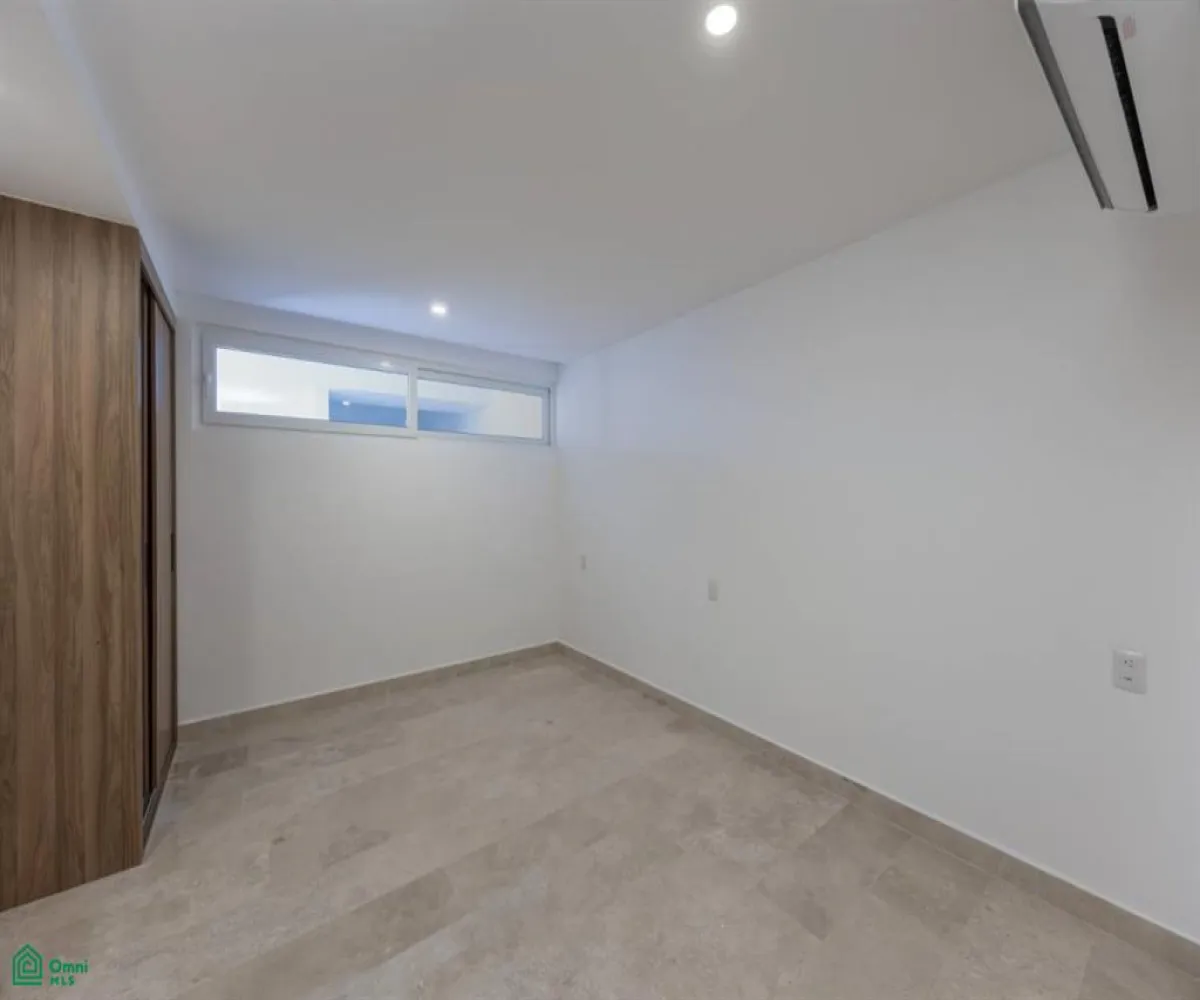 En Venta,Zona Hotelera Norte,Febronio Uribe 171, Puerto Vallarta, Jalisco 48333, 2 Habitaciones,2 Baños,Febronio Uribe,3,MX25922763