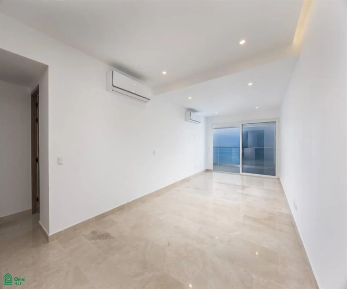 En Venta,Zona Hotelera Norte,Febronio Uribe 171, Puerto Vallarta, Jalisco 48333, 2 Habitaciones,2 Baños,Febronio Uribe,3,MX25922763