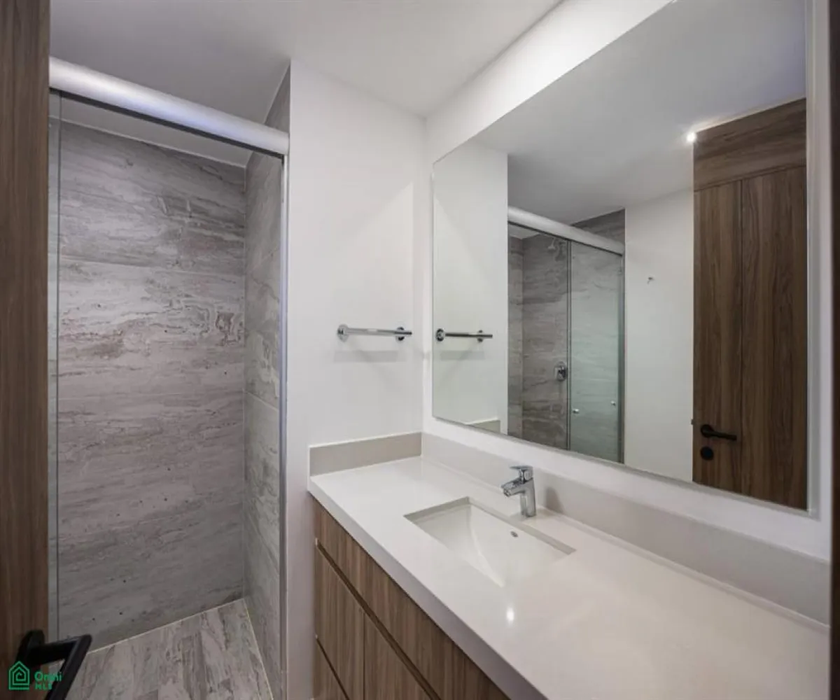 En Venta,Zona Hotelera Norte,Febronio Uribe 171, Puerto Vallarta, Jalisco 48333, 2 Habitaciones,2 Baños,Febronio Uribe,3,MX25922763