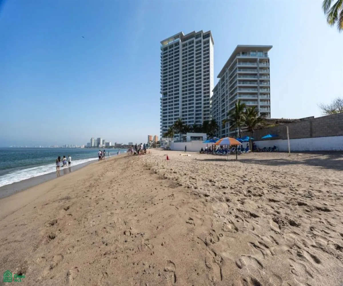 En Venta,Zona Hotelera Norte,Febronio Uribe 171, Puerto Vallarta, Jalisco 48333, 2 Habitaciones,2 Baños,Febronio Uribe,3,MX25922763