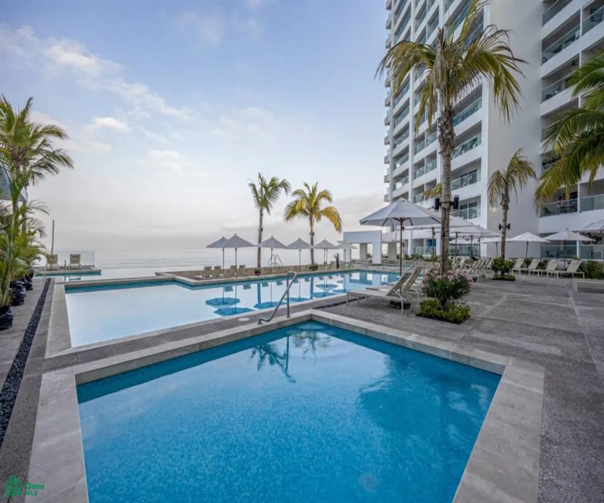 En Venta,Zona Hotelera Norte,Febronio Uribe 171, Puerto Vallarta, Jalisco 48333, 2 Habitaciones,2 Baños,Febronio Uribe,3,MX25922763