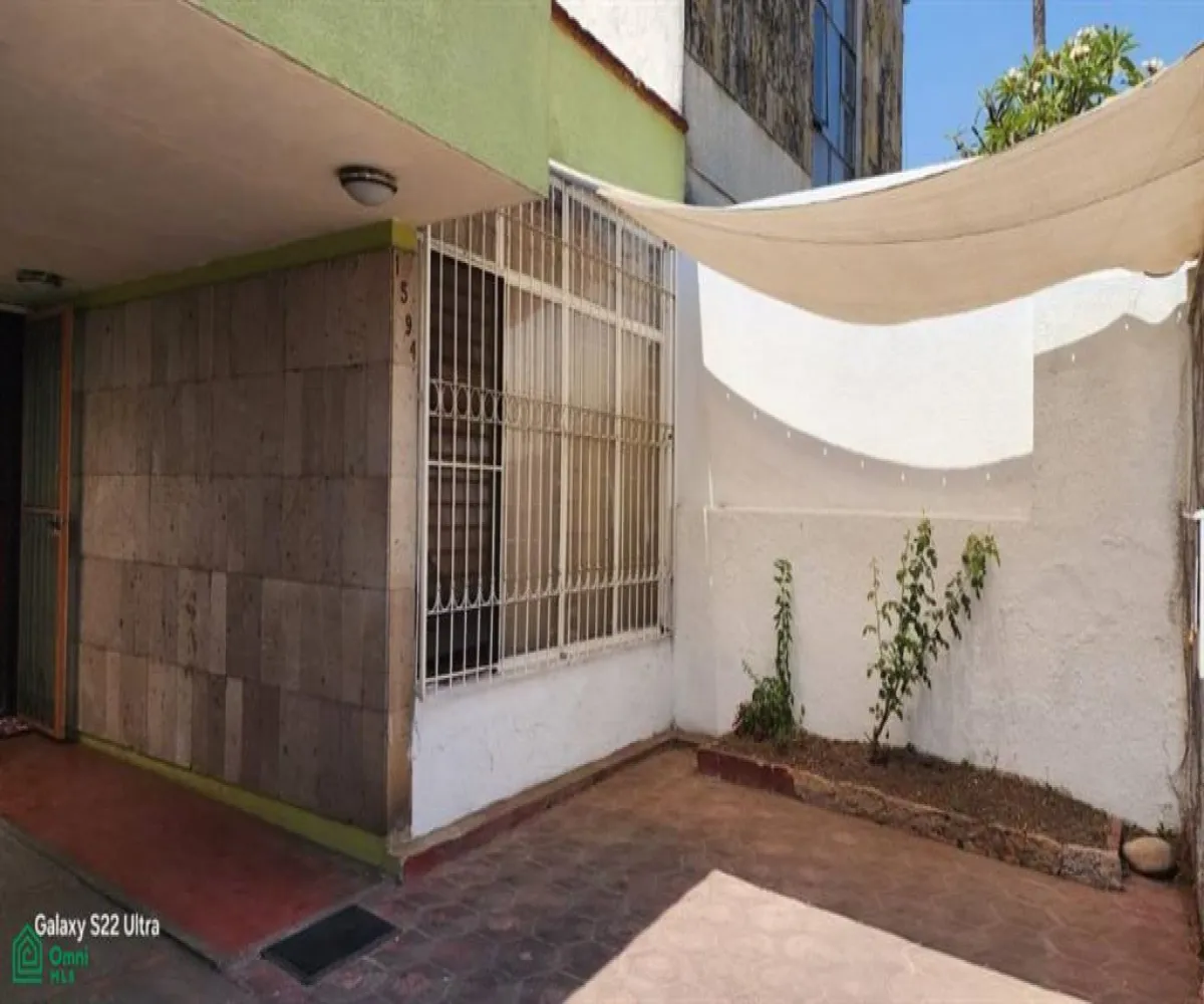 En Venta,Chapultepec Country,Andres Teran 1594, Guadalajara, Jalisco 44620, 5 Habitaciones,3 Baños,Andres Teran,2,MX25922940