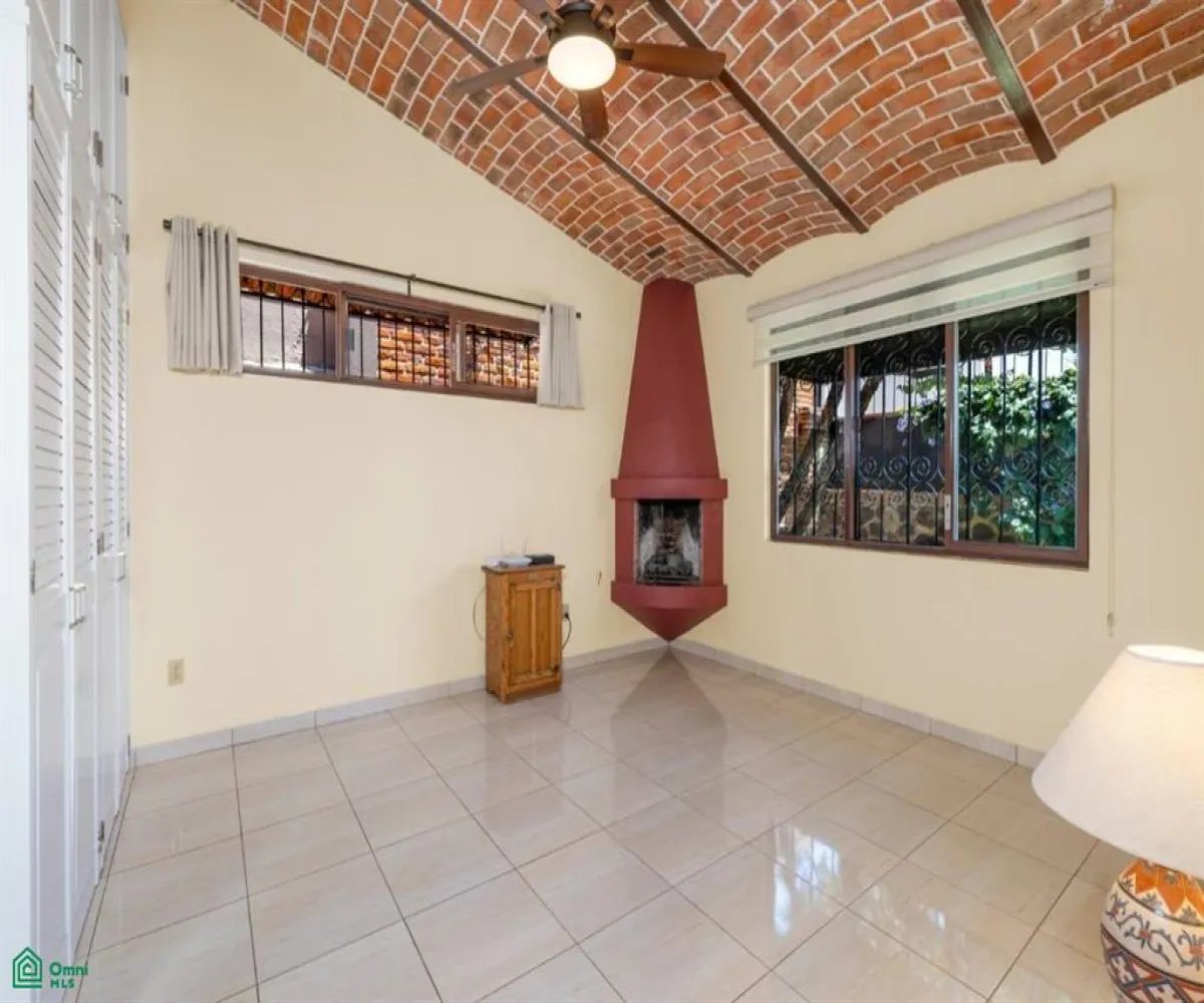 En Venta,Chulavista,Paseo Jacarandas 24, Chapala, Jalisco 45907, 3 Habitaciones,4 Baños,Paseo Jacarandas,2,MX25923338