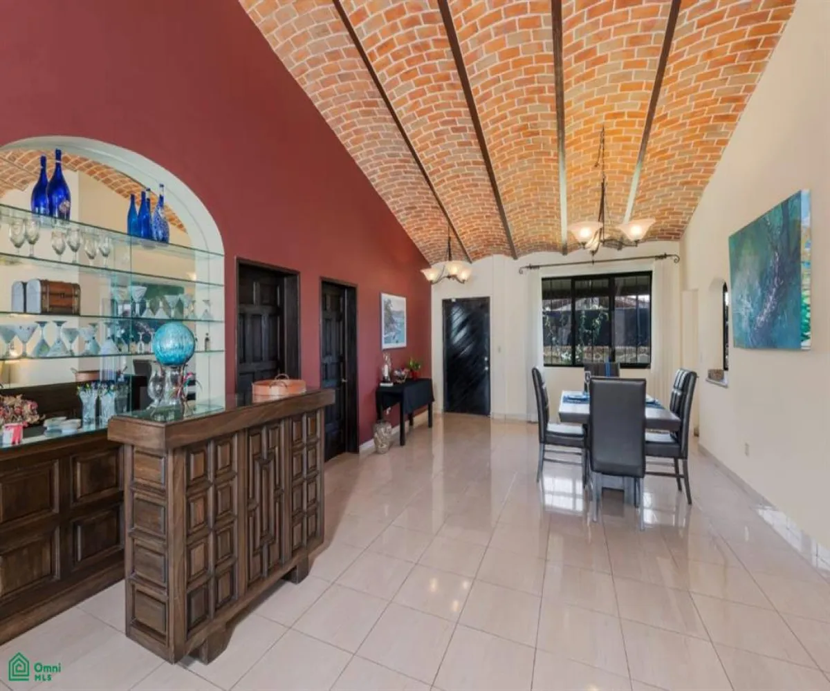 En Venta,Chulavista,Paseo Jacarandas 24, Chapala, Jalisco 45907, 3 Habitaciones,4 Baños,Paseo Jacarandas,2,MX25923338