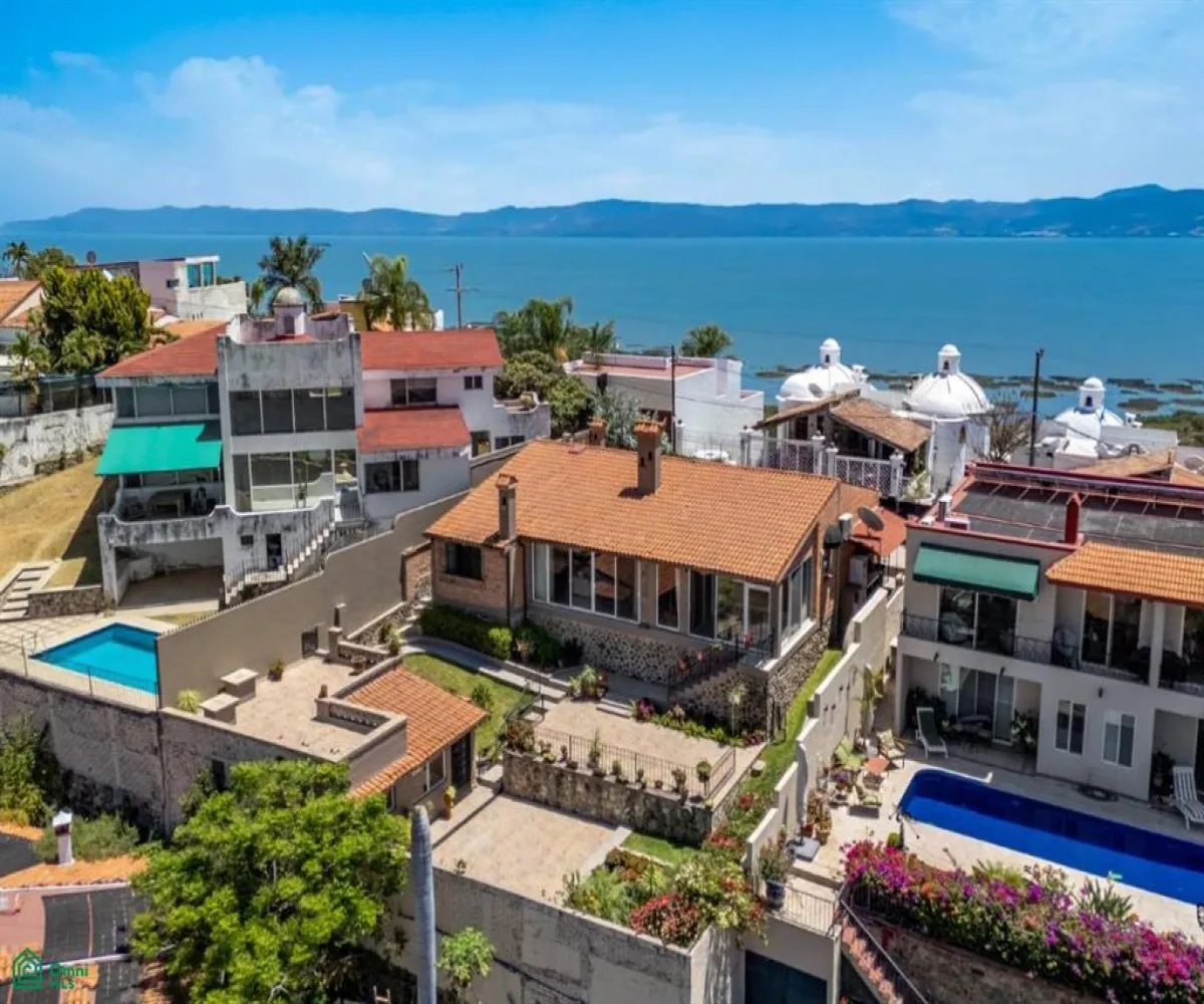 En Venta,Chulavista,Paseo Jacarandas 24, Chapala, Jalisco 45907, 3 Habitaciones,4 Baños,Paseo Jacarandas,2,MX25923338