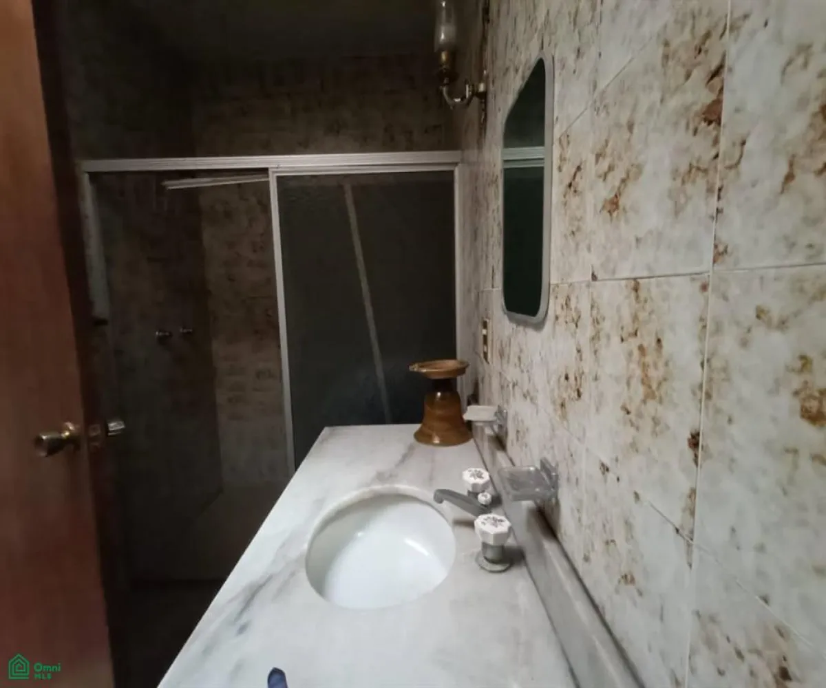 En Venta,Residencial Patria,Lago Ginebra 2743, Zapopan, Jalisco 45160, 8 Habitaciones,5 Baños,Lago Ginebra,3,MX25924795