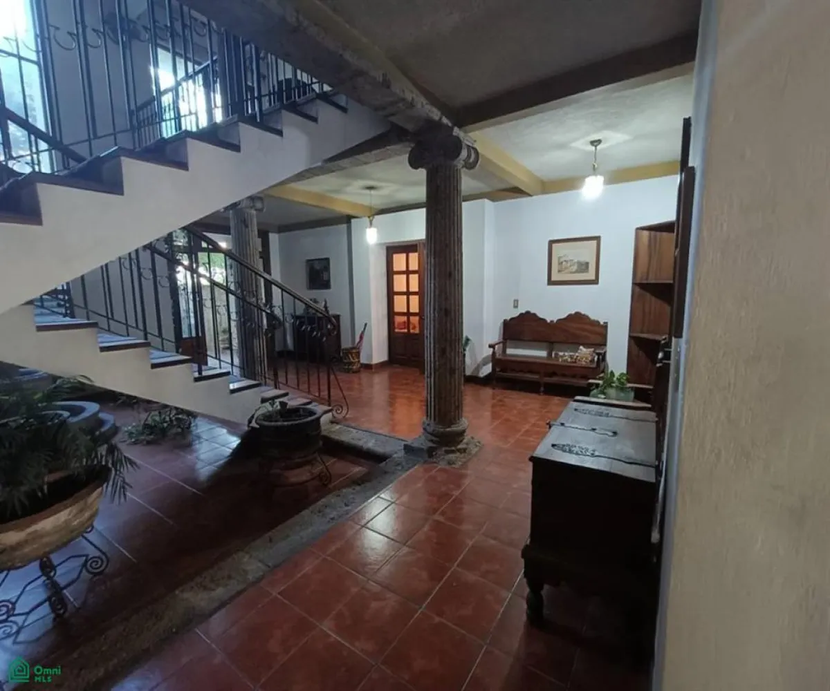 En Venta,Residencial Patria,Lago Ginebra 2743, Zapopan, Jalisco 45160, 8 Habitaciones,5 Baños,Lago Ginebra,3,MX25924795