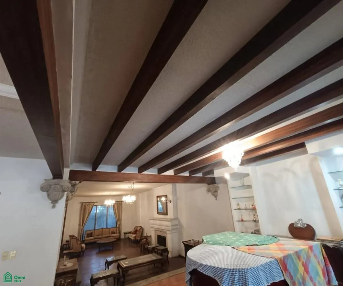 En Venta,Residencial Patria,Lago Ginebra 2743, Zapopan, Jalisco 45160, 8 Habitaciones,5 Baños,Lago Ginebra,3,MX25924795