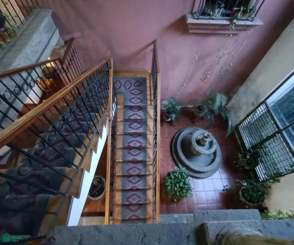 En Venta,Residencial Patria,Lago Ginebra 2743, Zapopan, Jalisco 45160, 8 Habitaciones,5 Baños,Lago Ginebra,3,MX25924795