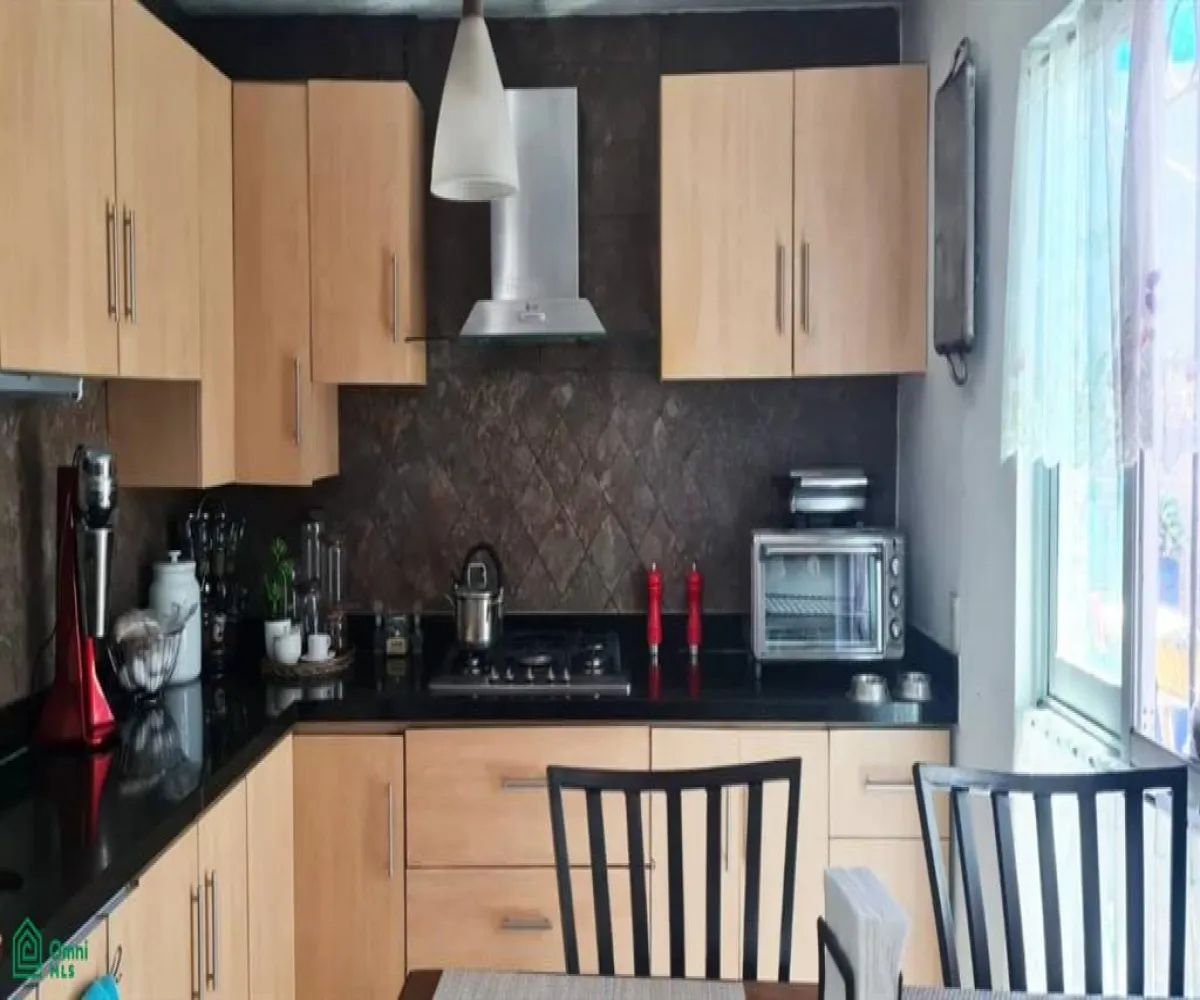 En Venta,Los Olivos de Tlaquepaque,Bosque la Primavera 65, Álamos 4, Tlaquepaque, Jalisco 45601, 4 Habitaciones,2 Baños,Bosque la Primavera,3,MX25925018