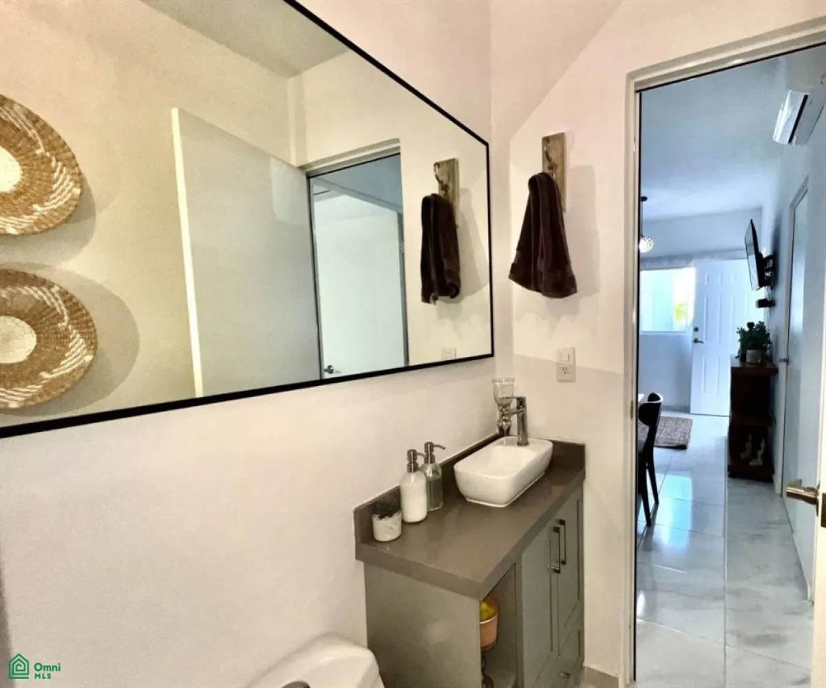 En Venta,Ixtapa,Lluvia de Oro 260, Puerto Vallarta, Jalisco 48280, 2 Habitaciones,1 Baño,Lluvia de Oro,MX25927656