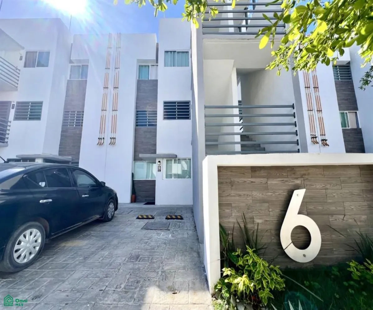 En Venta,Ixtapa,Lluvia de Oro 260, Puerto Vallarta, Jalisco 48280, 2 Habitaciones,1 Baño,Lluvia de Oro,MX25927656