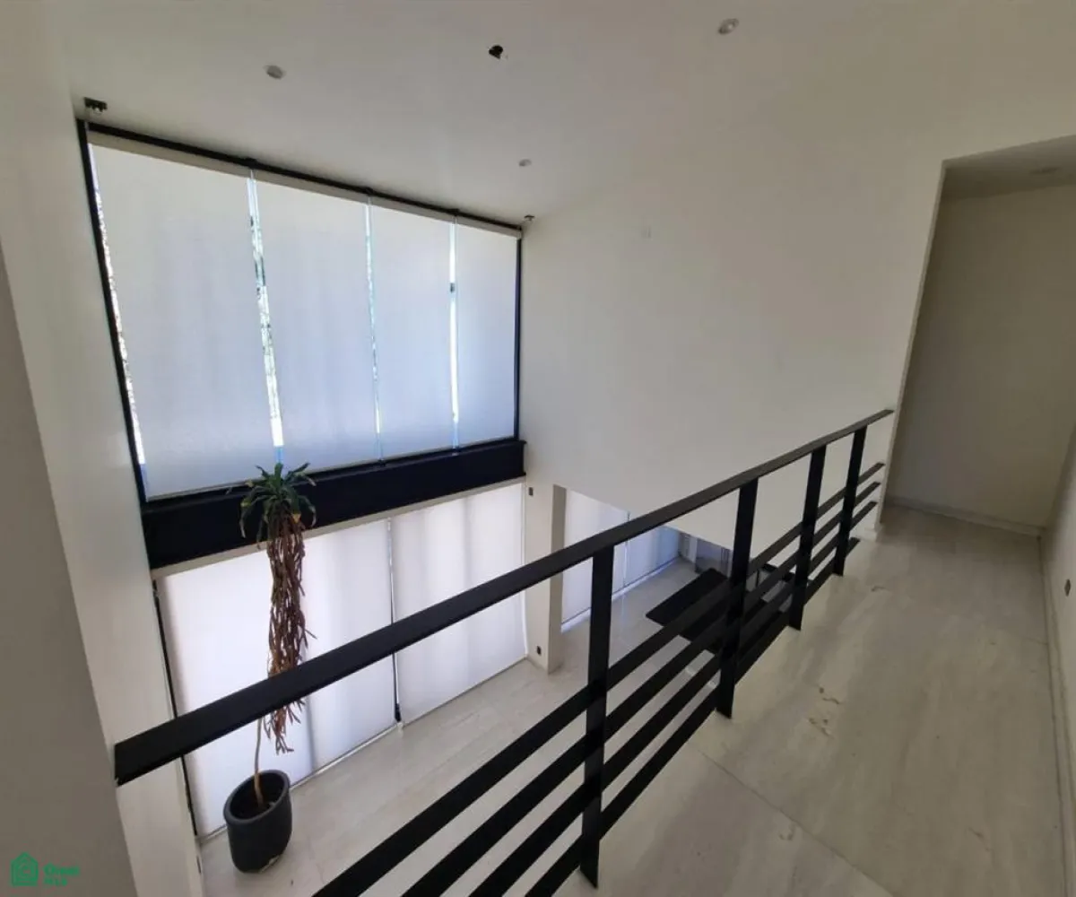En Venta,Cielo Contry Club,paseo del valle 602, Tlajomulco de Zuniga, Jalisco 45643, 6 Habitaciones,5 Baños,paseo del valle,3,MX25928134