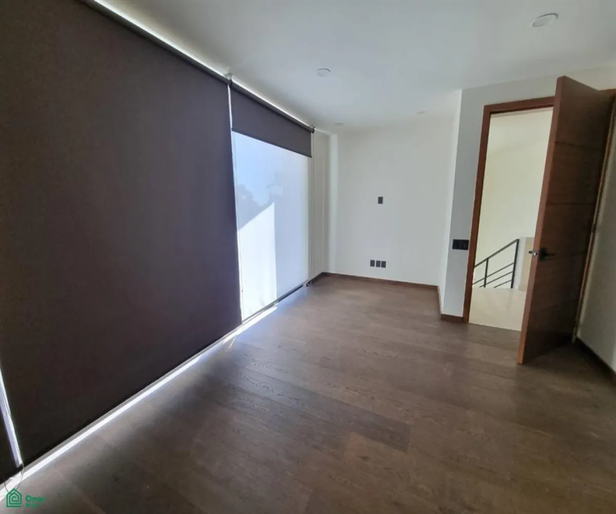 En Renta,Cielo Contry Club,paseo del valle 602, Tlajomulco de Zuniga, Jalisco 45643, 6 Habitaciones,5 Baños,paseo del valle,3,MX25928192