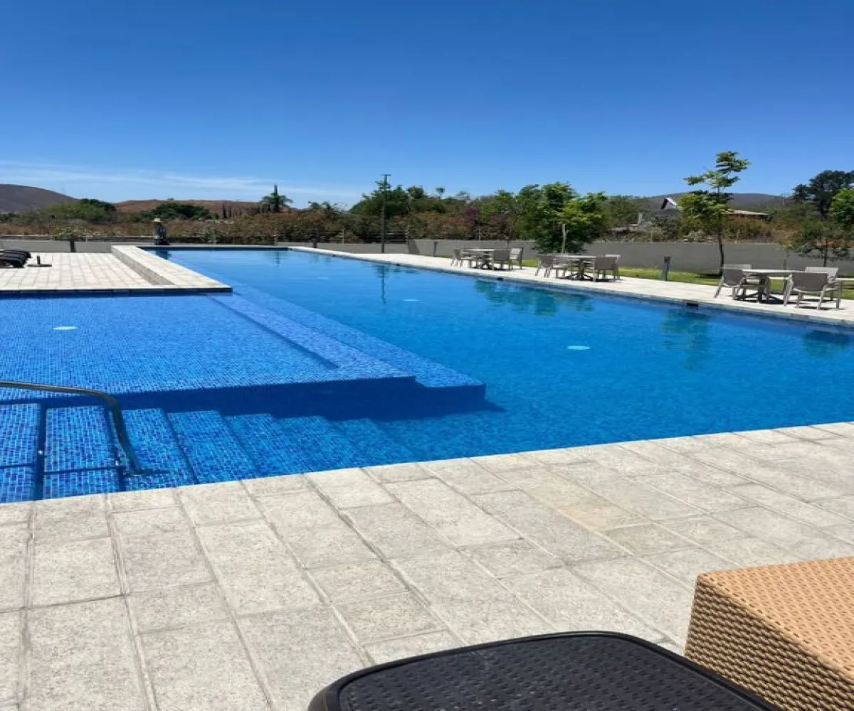 Casa En Venta,San Agustin,Avenida Vuelo de las Grullas 200 81, Tlajomulco de Zúñiga, Jalisco 45645, 3 Habitaciones,3 Baños,Avenida Vuelo de las Grullas,1,p3s6TYa