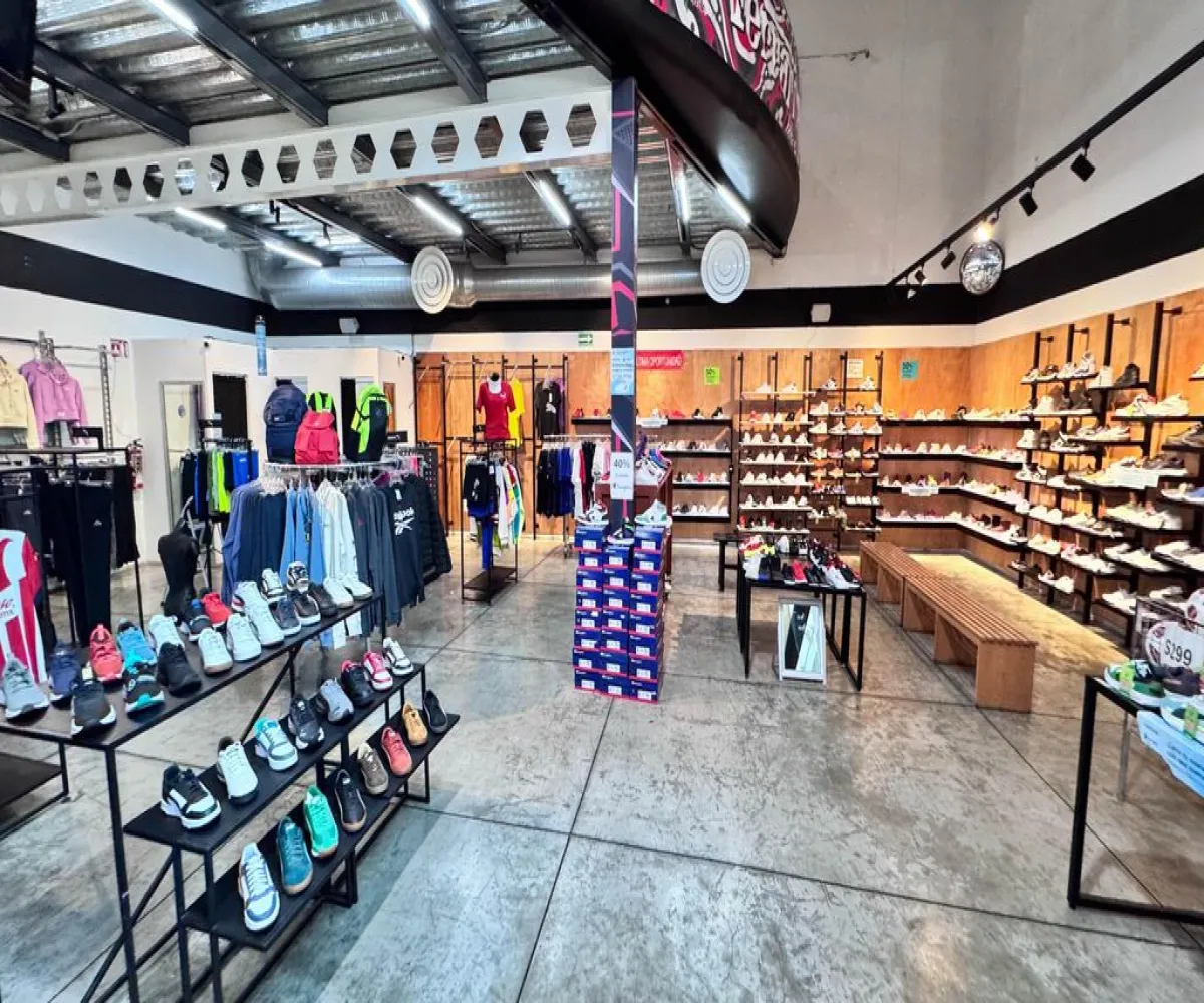 Bodega En Renta,San Juan de Dios II,Calzada Revolución 309, Guadalajara, Jalisco 44450,2 Baños,Calzada Revolución,2,pXb9Mgf