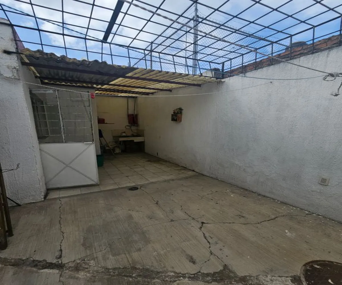 Casa En Venta,San Andrés,Alberto Carreño 115, Guadalajara, Jalisco 44810, 2 Habitaciones,1 Baño,Alberto Carreño,1,pWXfGUz