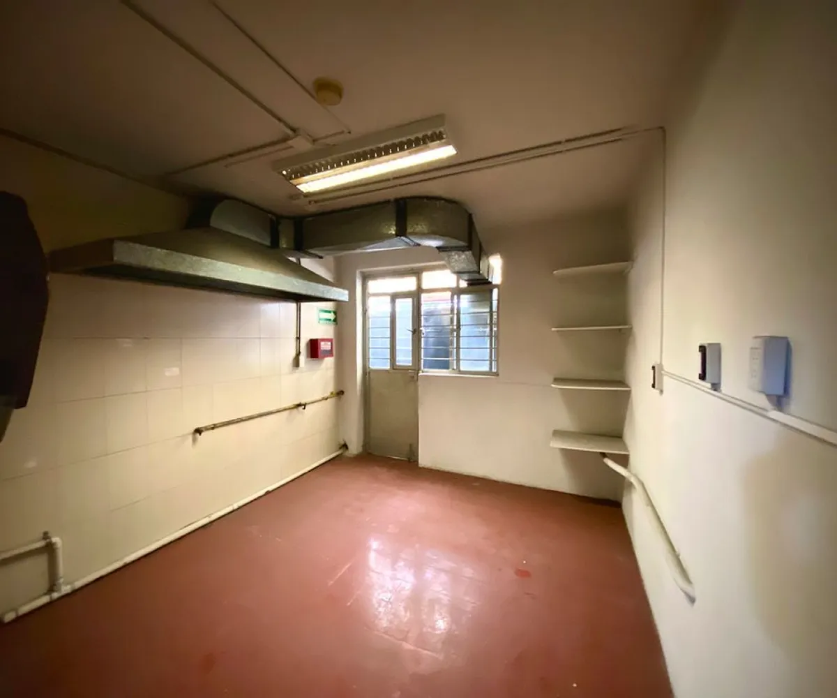 Local En Renta,Vallarta Poniente,Avenida Adolfo López Mateos Sur 180, Guadalajara, Jalisco 44110,Avenida Adolfo López Mateos Sur,1,p6Ckw3N