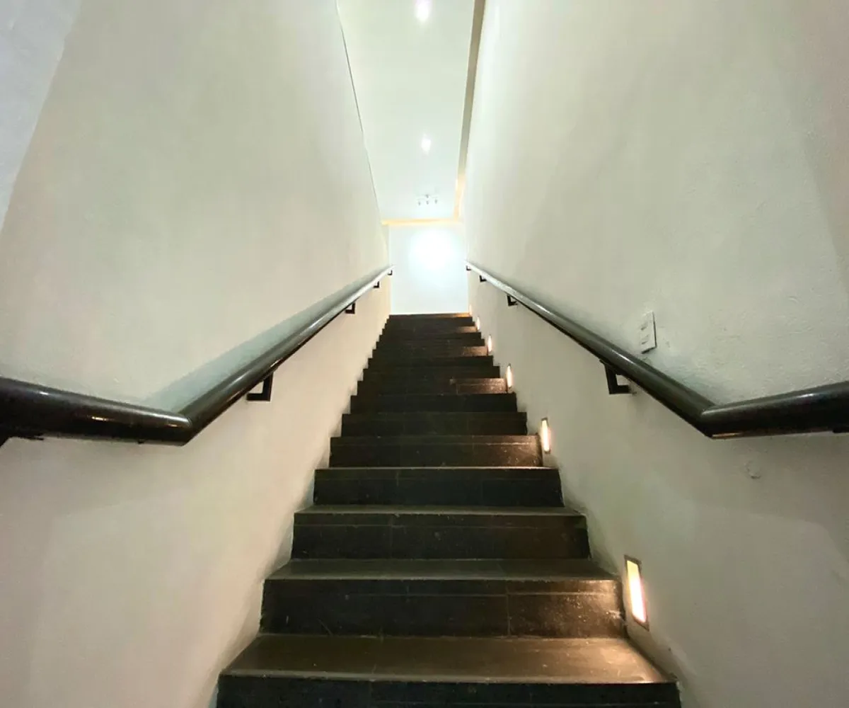 Local En Renta,Vallarta Poniente,Avenida Adolfo López Mateos Sur 180, Guadalajara, Jalisco 44110,Avenida Adolfo López Mateos Sur,1,p6Ckw3N