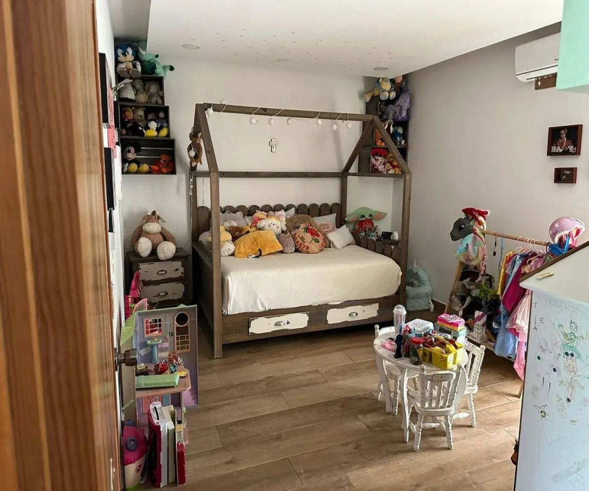 Casa En Venta,Nuevo Mexico,Boulevard Valle Imperial 1625, Zapopan, Jalisco 45134, 5 Habitaciones,5 Baños,Boulevard Valle Imperial,1,pzW2ZCw