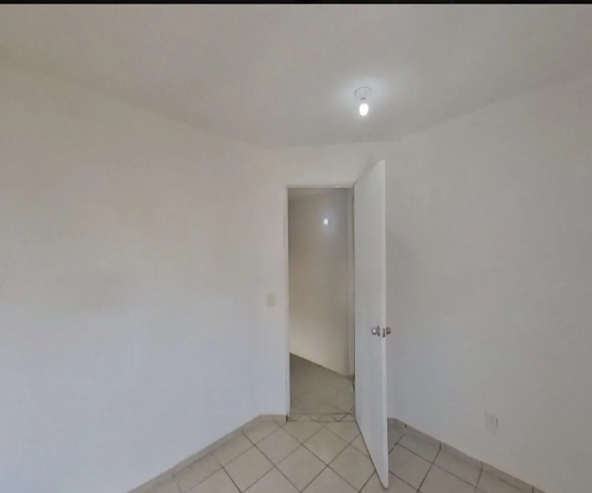 Casa En Venta,Villa Fontana,Fuente Tepic 676, San Pedro Tlaquepaque, Jalisco 45615, 2 Habitaciones,1 Baño,Fuente Tepic,1,pPcNZ08