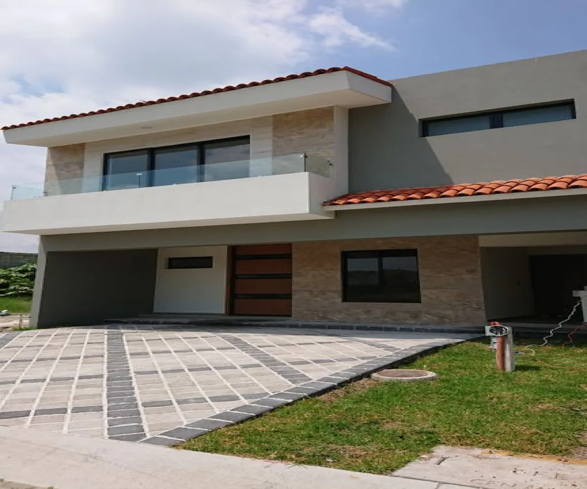 Casa En Venta,Casa Fuerte,Coto La Almena 35, Tlajomulco de Zúñiga, Jalisco 45645, 4 Habitaciones,3 Baños,Coto La Almena,2,pZbu9eP