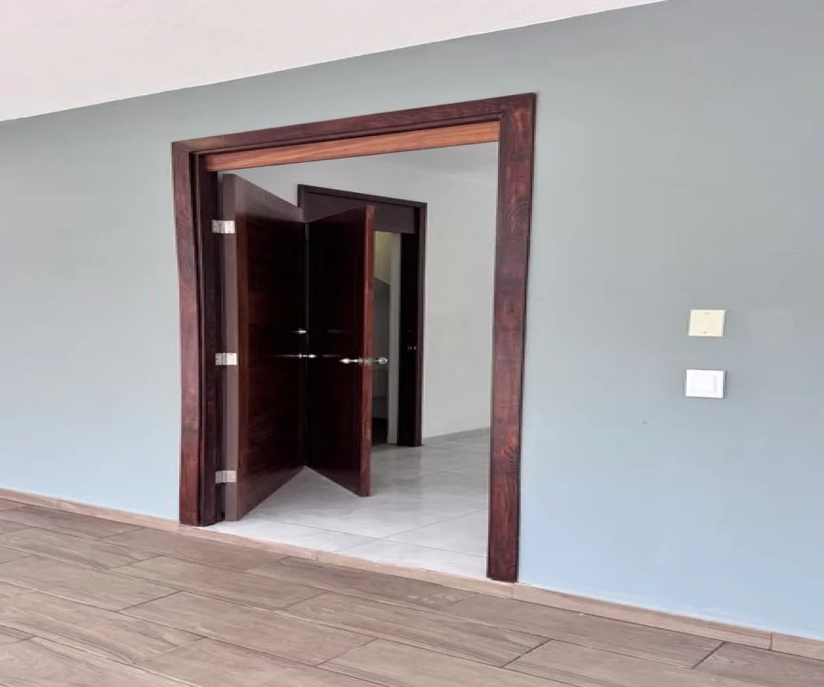 Casa En Venta,Pedregal del Bosque ,Prol. Manuel López Cotilla 681 70, San Pedro Tlaquepaque, Jalisco 45610, 2 Habitaciones,3 Baños,Prol. Manuel López Cotilla ,2,pfNhemU