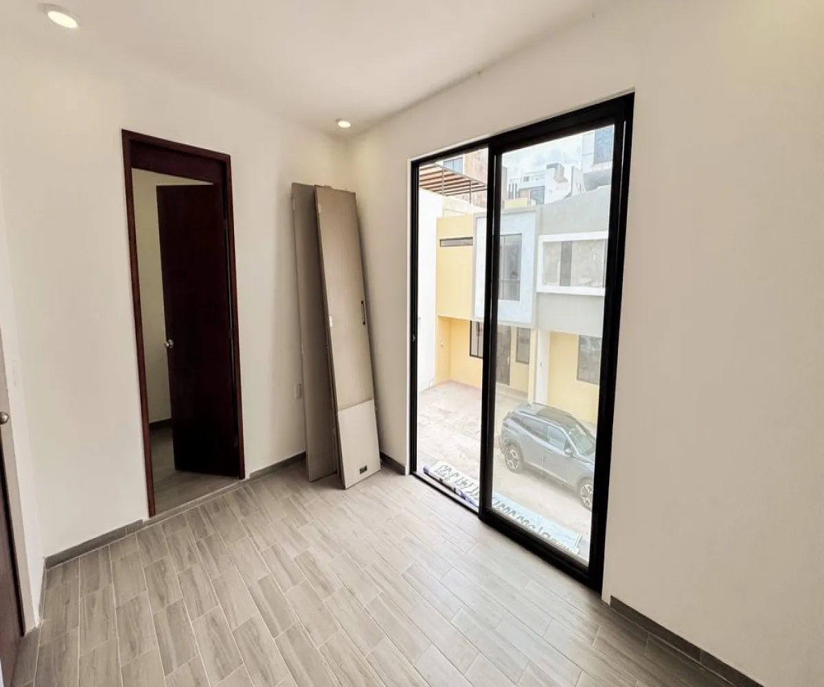 Casa En Venta,Pedregal del Bosque ,Prol. Manuel López Cotilla 681 70, San Pedro Tlaquepaque, Jalisco 45610, 2 Habitaciones,3 Baños,Prol. Manuel López Cotilla ,2,pfNhemU