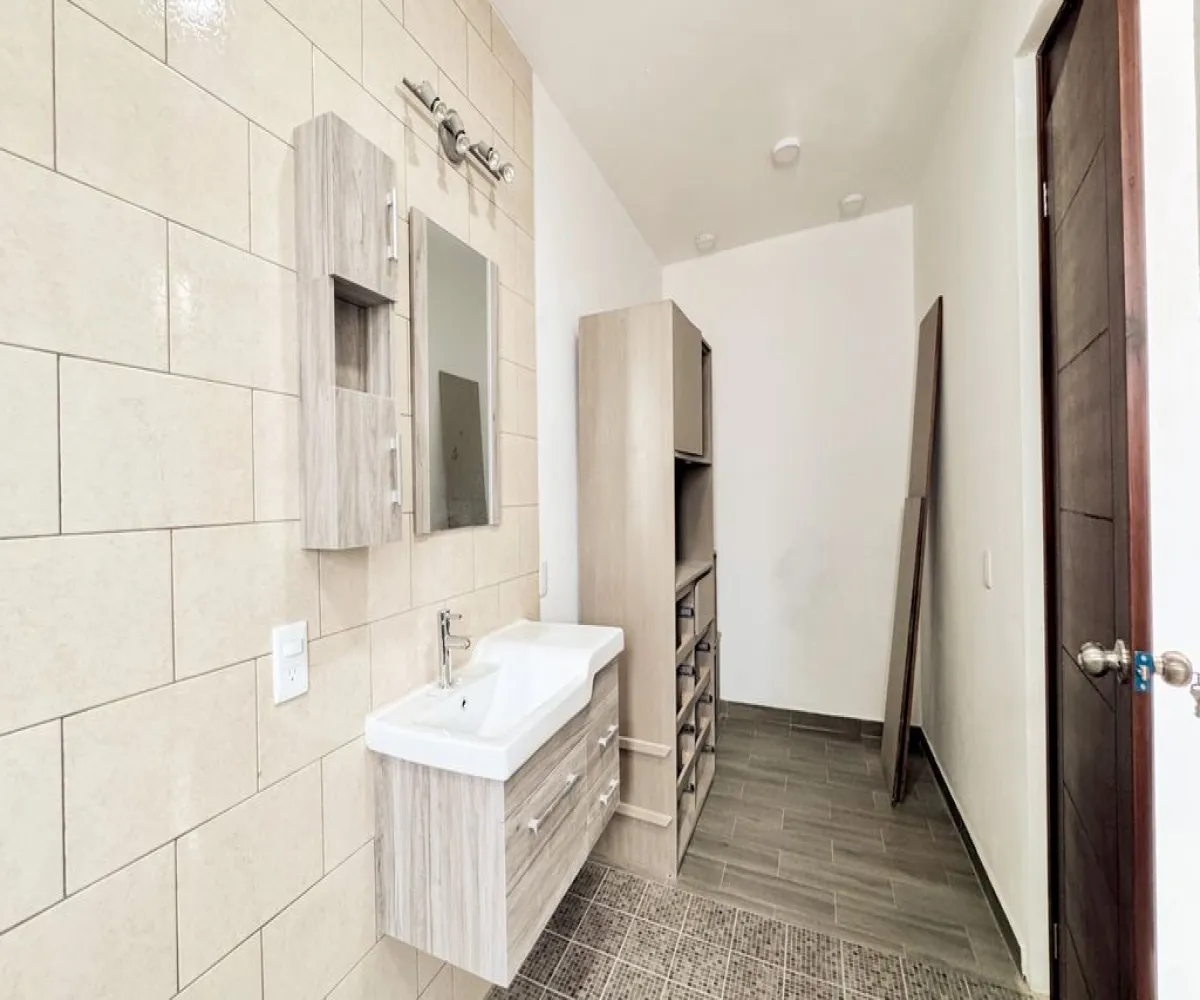 Casa En Venta,Pedregal del Bosque ,Prol. Manuel López Cotilla 681 70, San Pedro Tlaquepaque, Jalisco 45610, 2 Habitaciones,3 Baños,Prol. Manuel López Cotilla ,2,pfNhemU