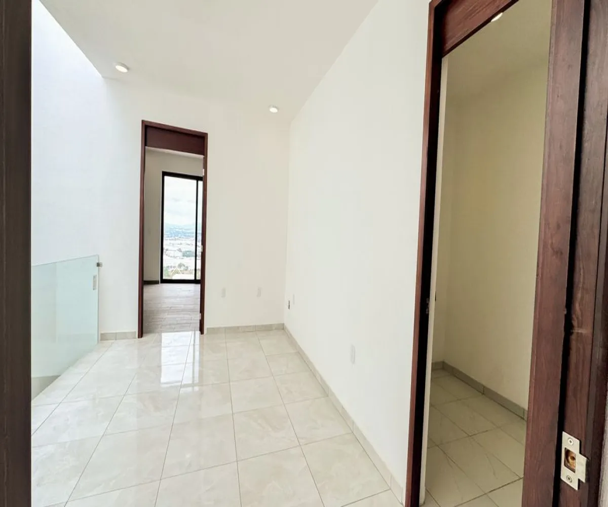 Casa En Venta,Pedregal del Bosque ,Prol. Manuel López Cotilla 681 70, San Pedro Tlaquepaque, Jalisco 45610, 2 Habitaciones,3 Baños,Prol. Manuel López Cotilla ,2,pfNhemU