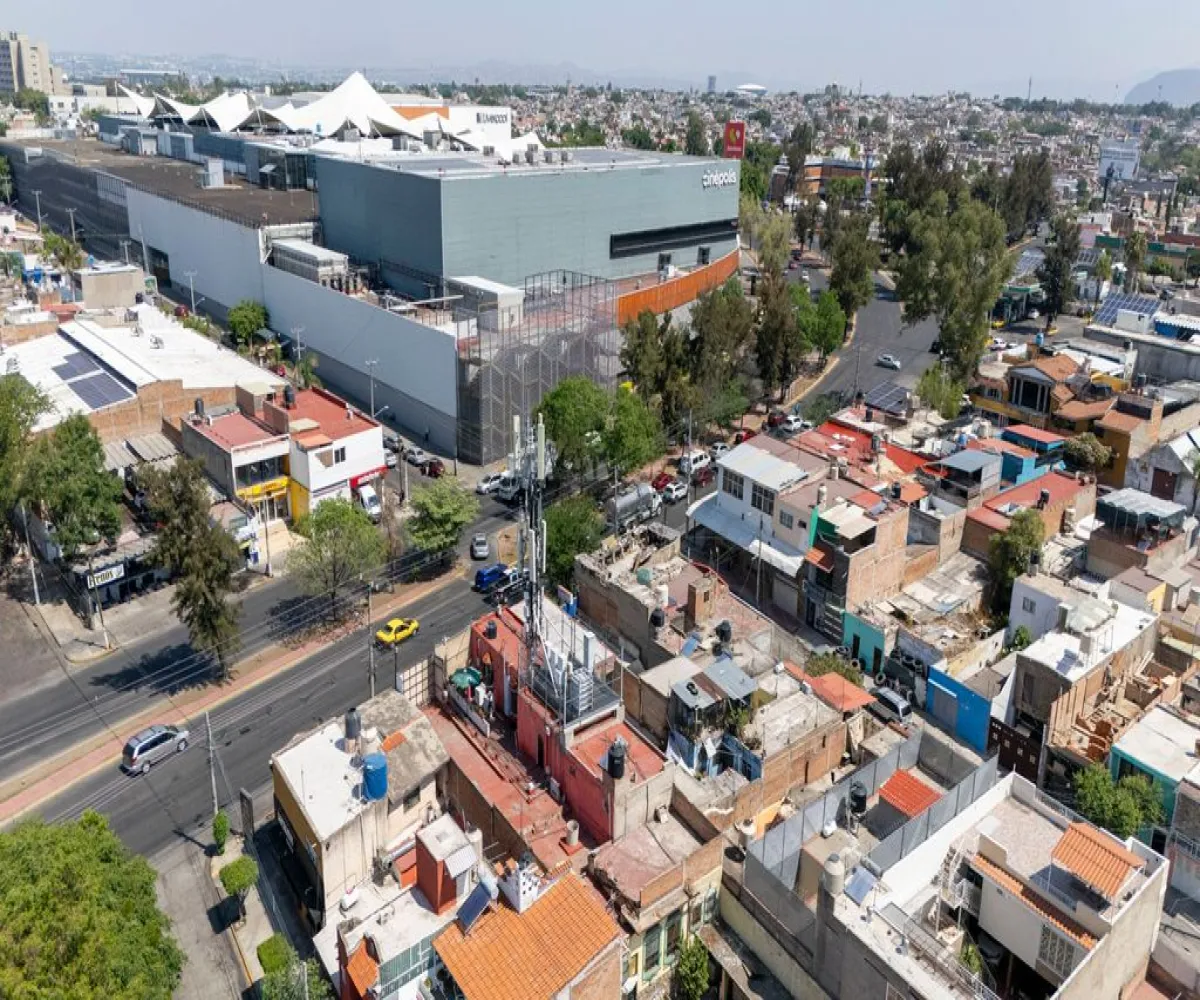 Casa En Venta,Balcones de Oblatos,Avenida Artesanos 1114, Guadalajara, Jalisco 44720, 5 Habitaciones,3 Baños,Avenida Artesanos,1,pAcqsF7