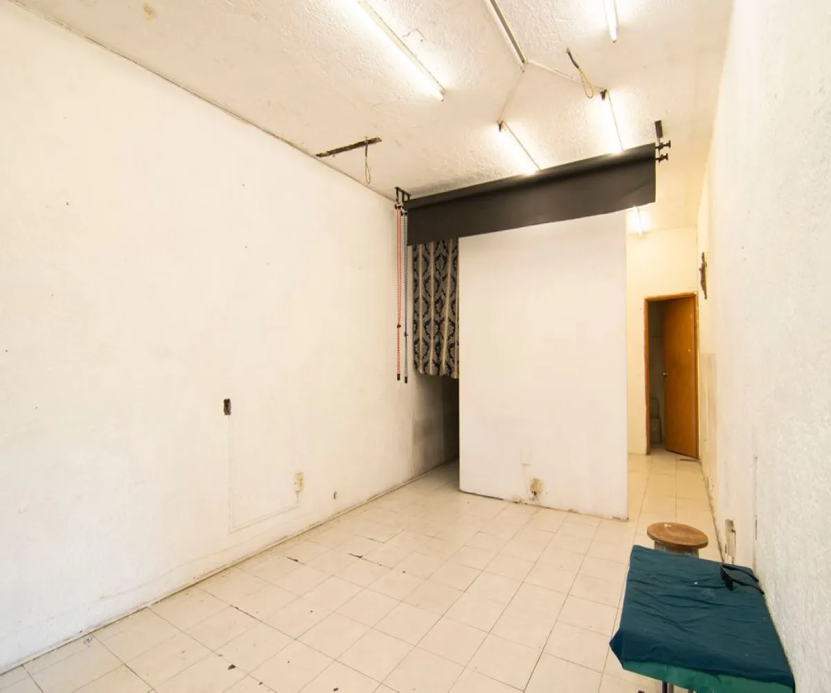 Casa En Venta,Balcones de Oblatos,Avenida Artesanos 1114, Guadalajara, Jalisco 44720, 5 Habitaciones,3 Baños,Avenida Artesanos,1,pAcqsF7