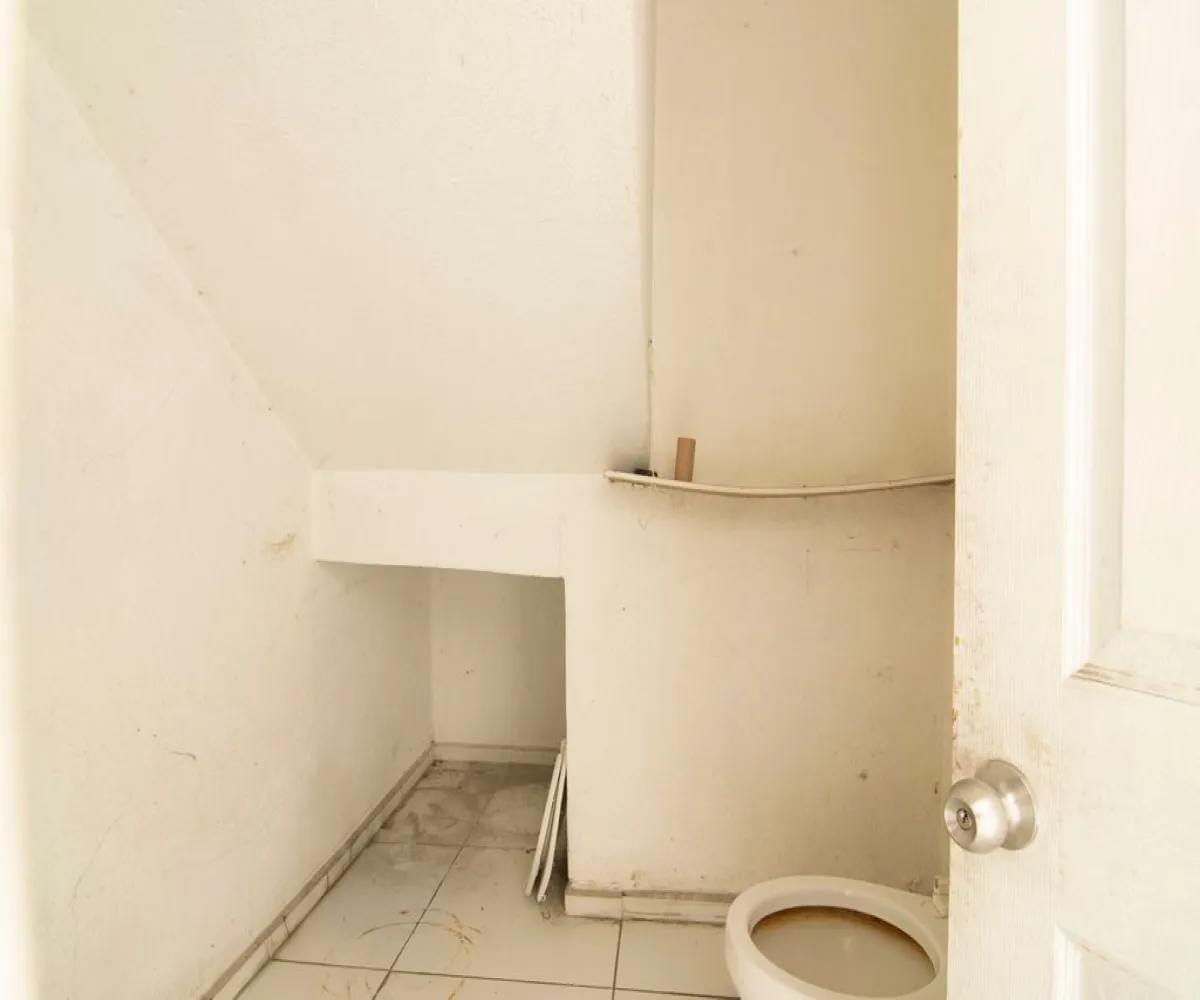 Casa En Venta,Balcones de Oblatos,Avenida Artesanos 1114, Guadalajara, Jalisco 44720, 5 Habitaciones,3 Baños,Avenida Artesanos,1,pAcqsF7