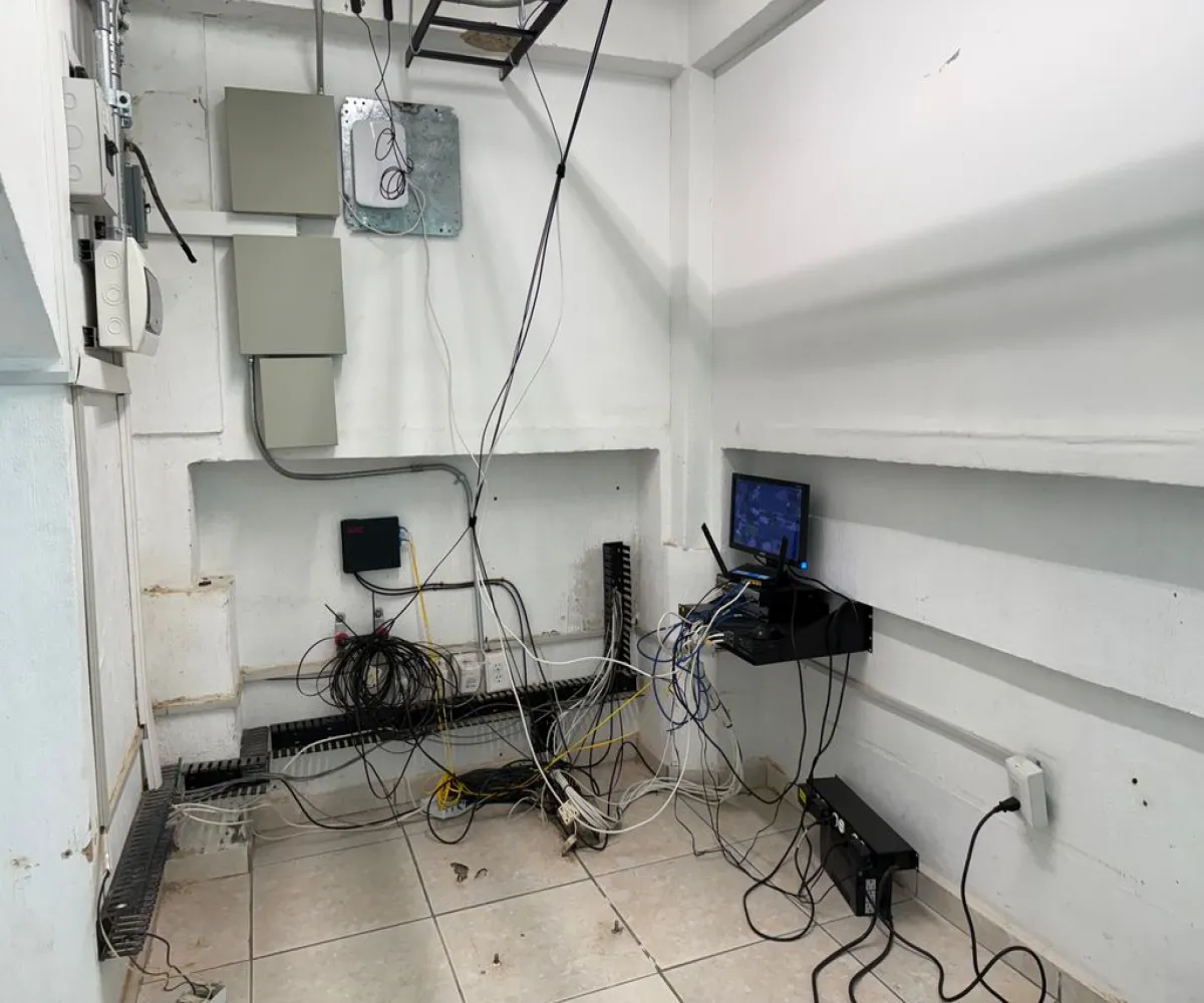 Bodega En Venta,Agua Blanca Industrial,Josefa Ortiz de Domínguez 24, Zapopan, Jalisco 45235,8 Baños,Josefa Ortiz de Domínguez,1,p7uMQyP