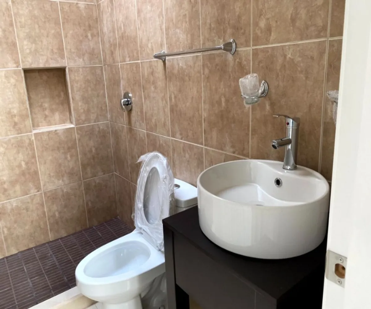 Casa En Venta,Brisas Del Mar,Mar Mediterraneo S/N 28, Tijuana, Baja California 22566, 3 Habitaciones,2 Baños,Mar Mediterraneo,1,pcPISMF