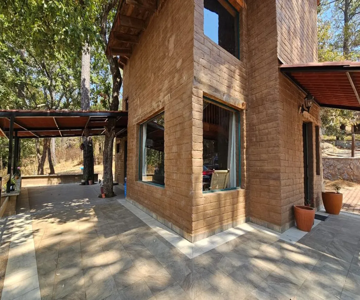 Casa En Venta,PINARES TAPALPA,CARETERA GAUADALAJARA-TAPALPA S/N, Tapalpa, Jalisco 49340, 2 Habitaciones,1 Baño,CARETERA GAUADALAJARA-TAPALPA,2,pqXn636