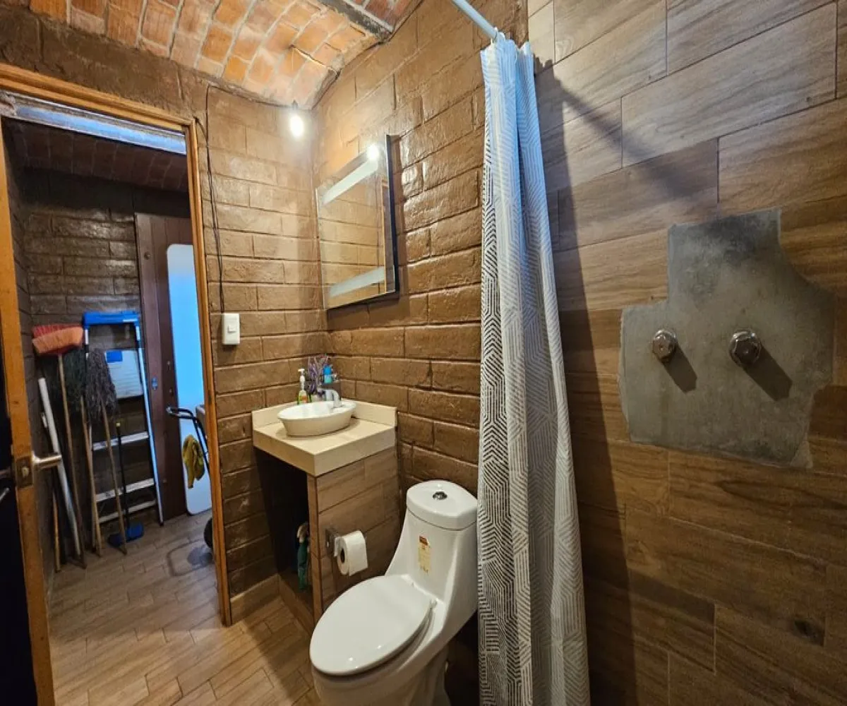 Casa En Venta,PINARES TAPALPA,CARETERA GAUADALAJARA-TAPALPA S/N, Tapalpa, Jalisco 49340, 2 Habitaciones,1 Baño,CARETERA GAUADALAJARA-TAPALPA,2,pqXn636