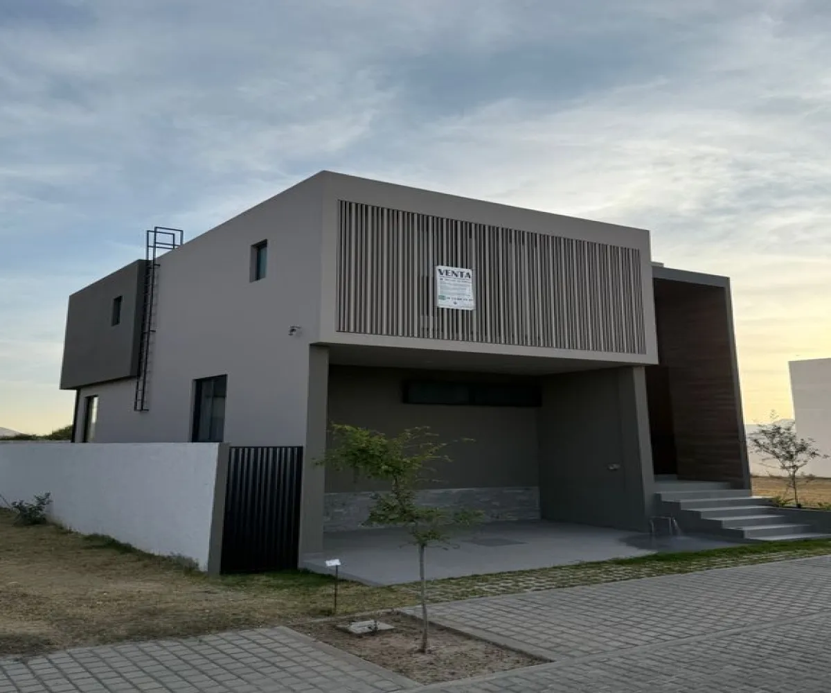 Casa En Venta,Avenida Punto Sur 6259, Tlajomulco de Zúñiga, Jalisco 45645, 5 Habitaciones,5 Baños,Avenida Punto Sur,3,p4sVu27