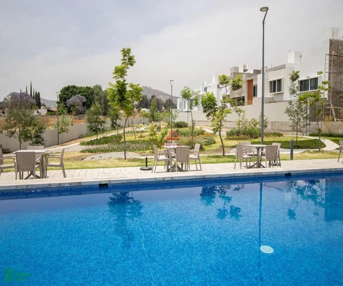 Casa En Venta,Tlajomulco De Zuñiga,Vuelo de las grullas #200 S/N, Tlajomulco de Zuniga, Jalisco 45645, 3 Habitaciones,3 Baños,Vuelo de las grullas #200,3,MX25931394