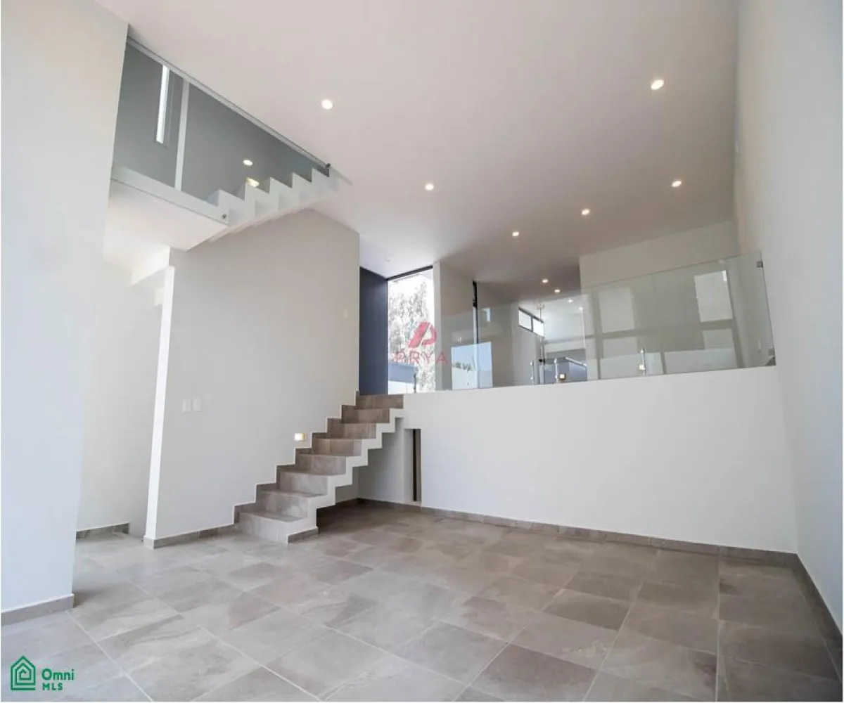 Casa En Venta,Tlajomulco De Zuñiga,Vuelo de las grullas #200 S/N, Tlajomulco de Zuniga, Jalisco 45645, 3 Habitaciones,3 Baños,Vuelo de las grullas #200,3,MX25931394