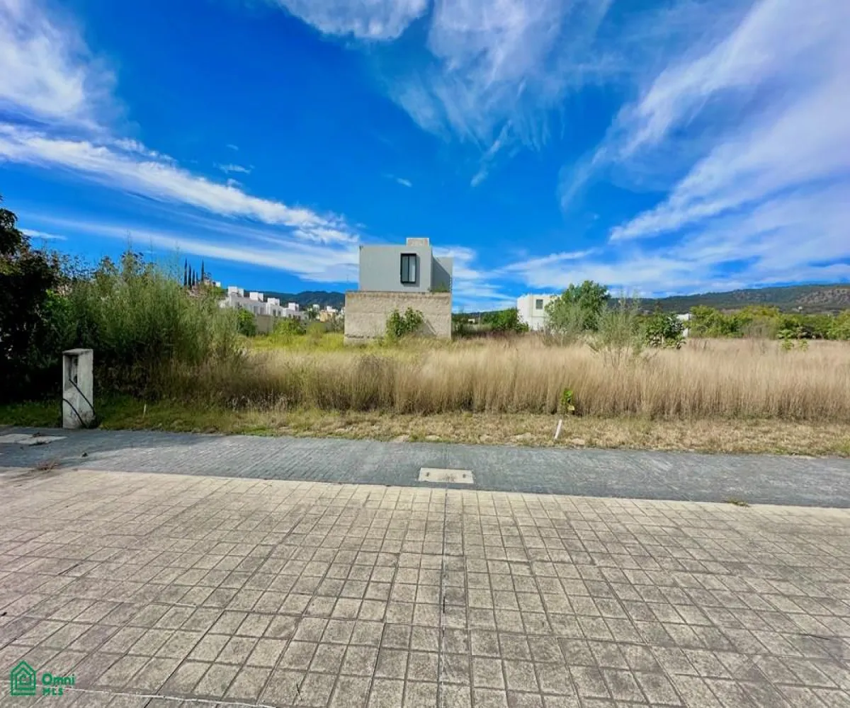 Local En Venta,Fraccionamiento Hábitat San Millán,VALLE DE TOBIA 78, Tlajomulco de Zuniga, Jalisco 45645,VALLE DE TOBIA,MX25931458