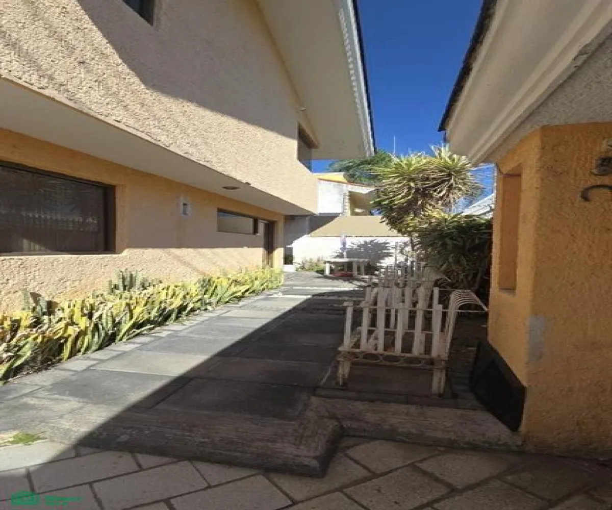 En Venta,Vallarta Universidad,Dante Alighieri 402, Zapopan, Jalisco 45110, 5 Habitaciones,5 Baños,Dante Alighieri,3,MX25931809