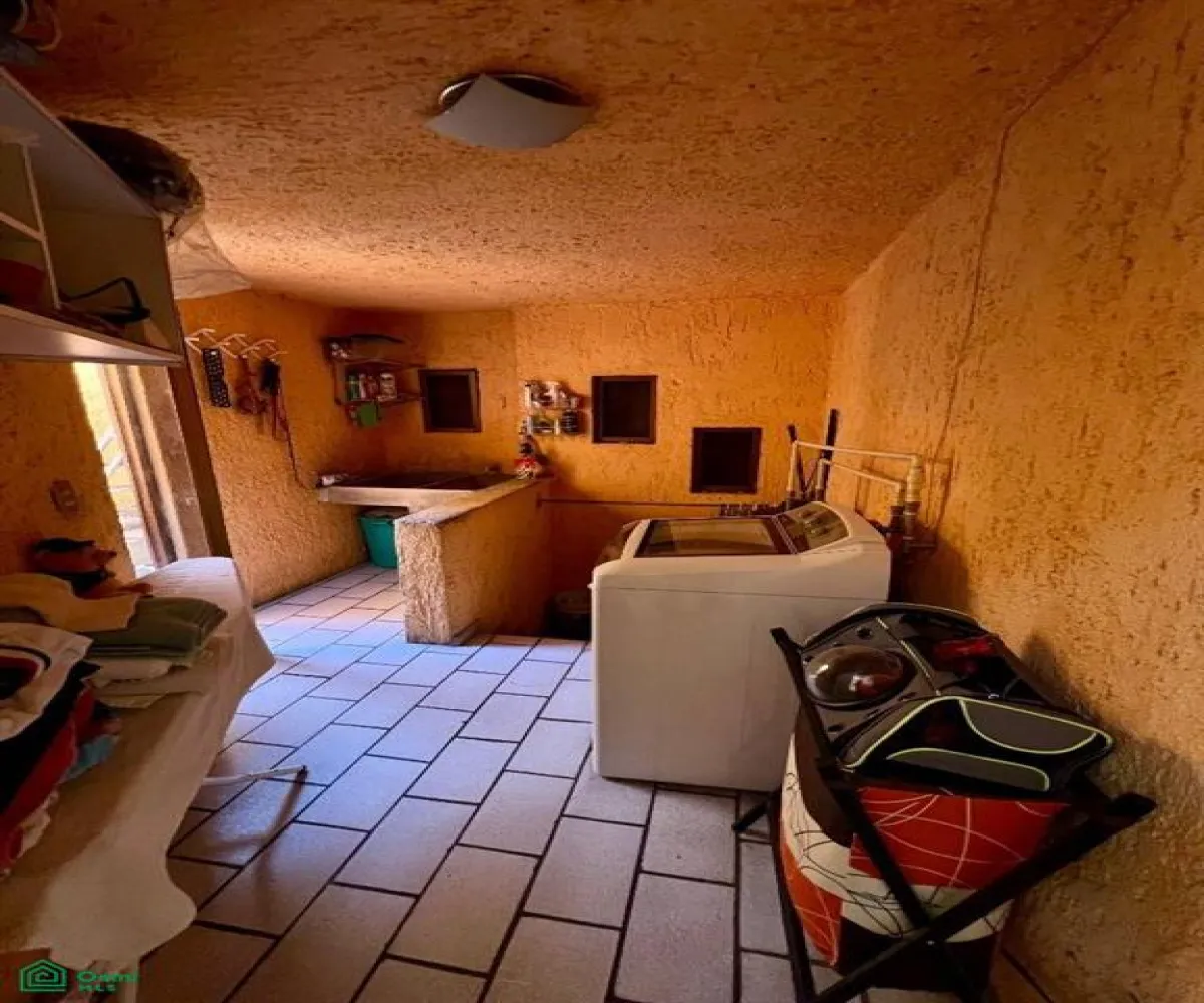 En Venta,Vallarta Universidad,Dante Alighieri 402, Zapopan, Jalisco 45110, 5 Habitaciones,5 Baños,Dante Alighieri,3,MX25931809