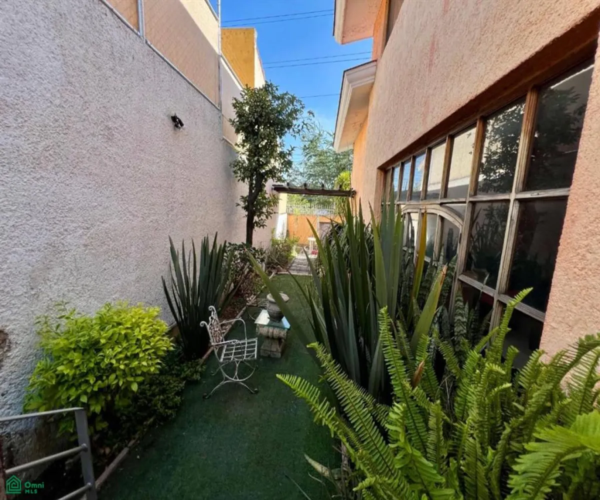 En Venta,Vallarta Universidad,Dante Alighieri 402, Zapopan, Jalisco 45110, 5 Habitaciones,5 Baños,Dante Alighieri,3,MX25931809