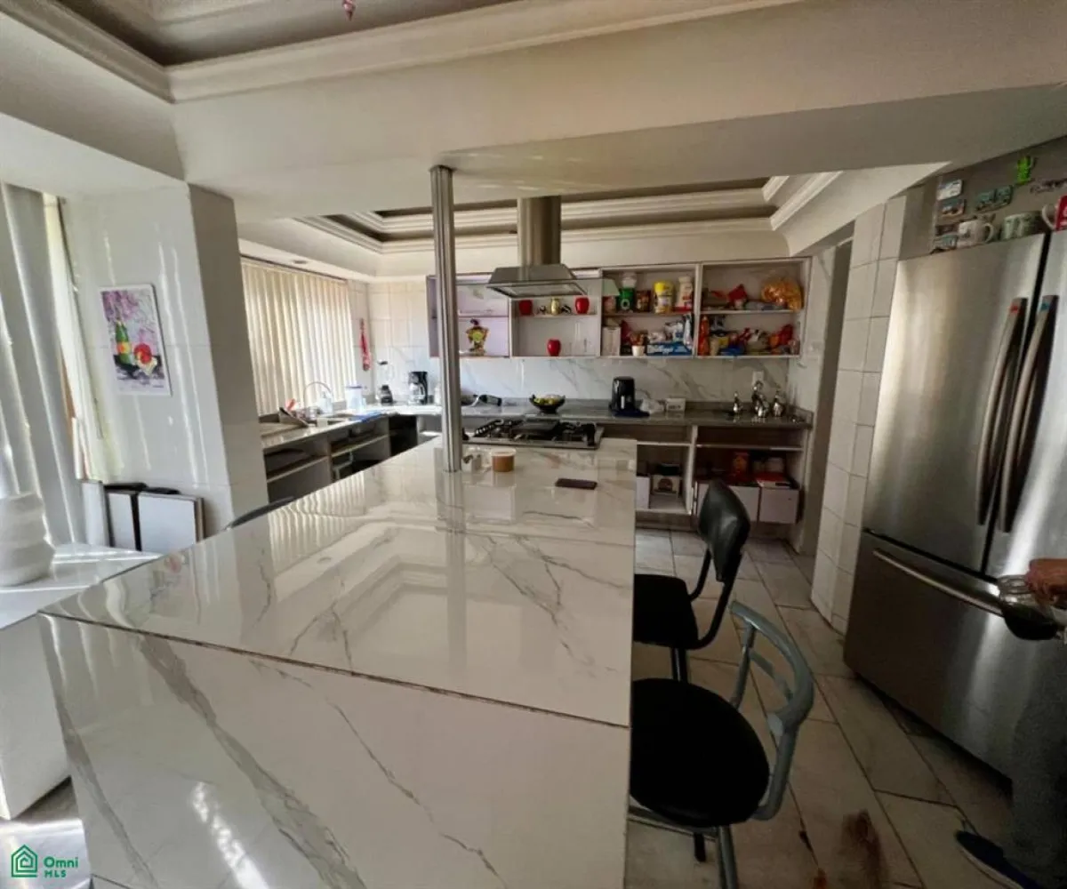 En Venta,Vallarta Universidad,Dante Alighieri 402, Zapopan, Jalisco 45110, 5 Habitaciones,5 Baños,Dante Alighieri,3,MX25931809