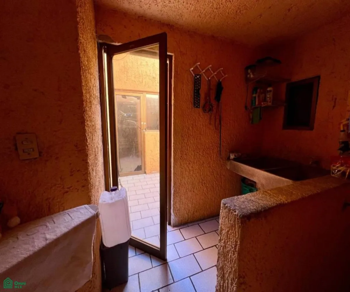 En Venta,Vallarta Universidad,Dante Alighieri 402, Zapopan, Jalisco 45110, 5 Habitaciones,5 Baños,Dante Alighieri,3,MX25931809