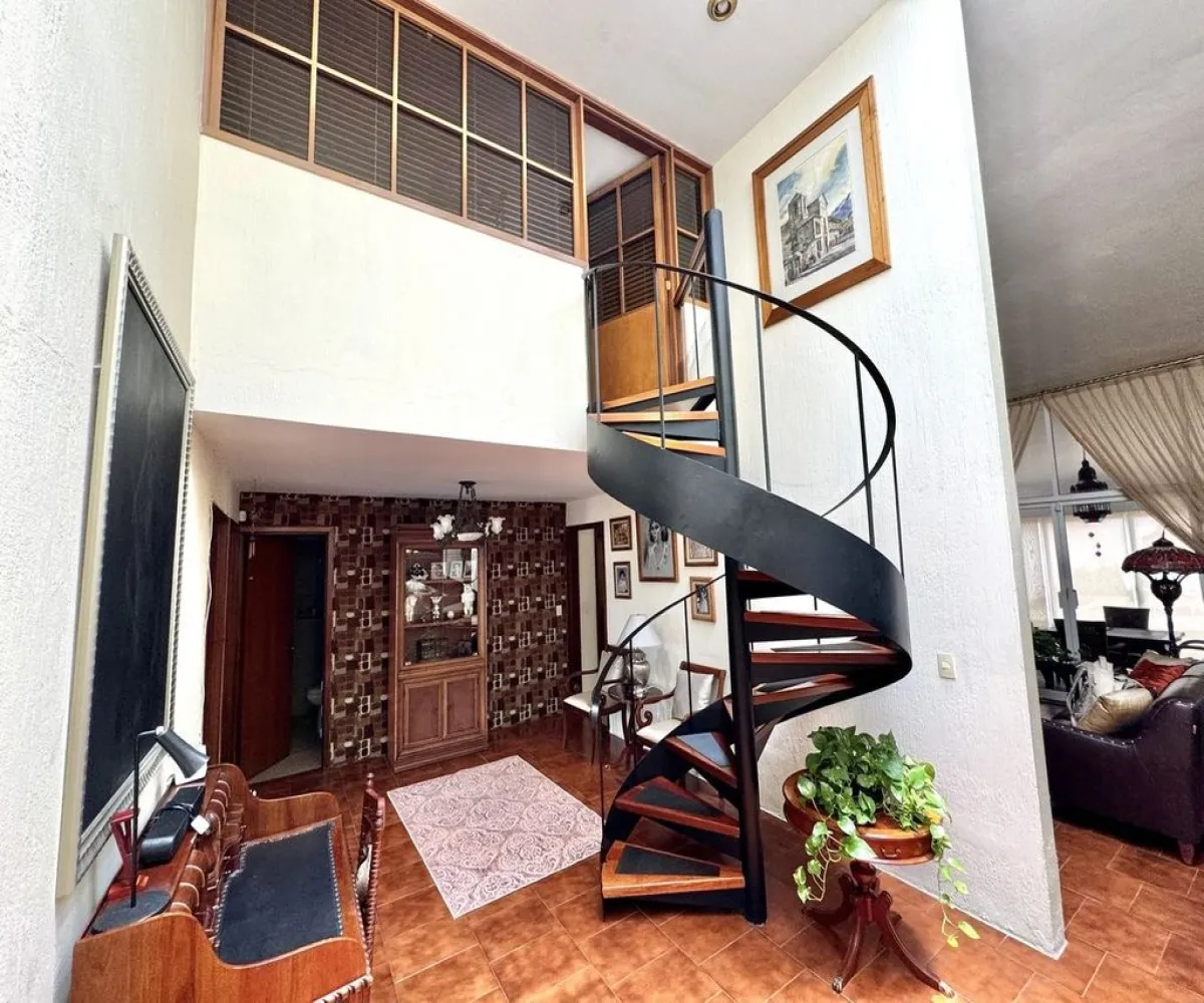 Casa En Venta,Bugambilias,Remanso de Las Acacias 109, Zapopan, Jalisco 45237, 6 Habitaciones,5 Baños,Remanso de Las Acacias,2,pTzKCOB