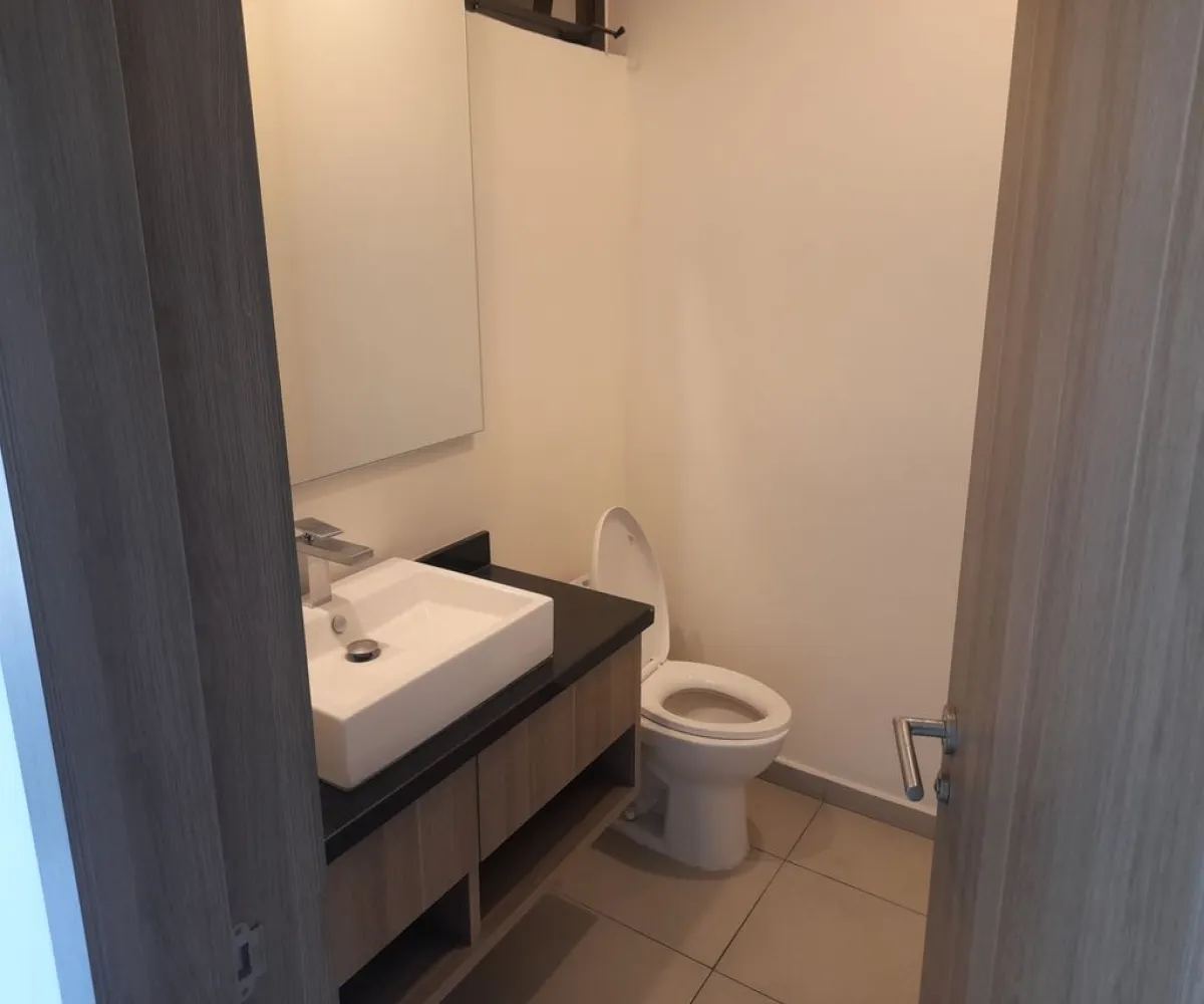 Departamento En Venta,Residencial Chapalita,Avenida Ignacio L Vallarta 4701 UP 301, Zapopan, Jalisco 44509, 3 Habitaciones,2 Baños,Avenida Ignacio L Vallarta,1,pwohhzP